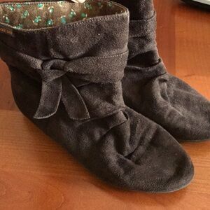 Brown rocket dog booties.